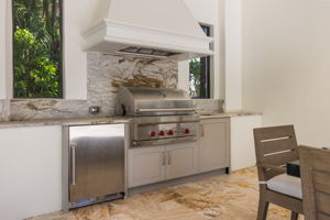 Outdoor Kitchen