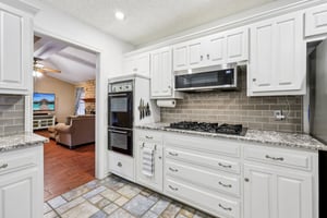Carlton Dr-S0110-015.jpg