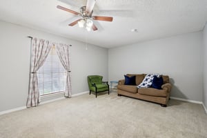Carlton Dr-S0110-018.jpg