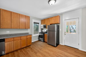 1701 Galilee Ave, Zion, IL 60099_005
