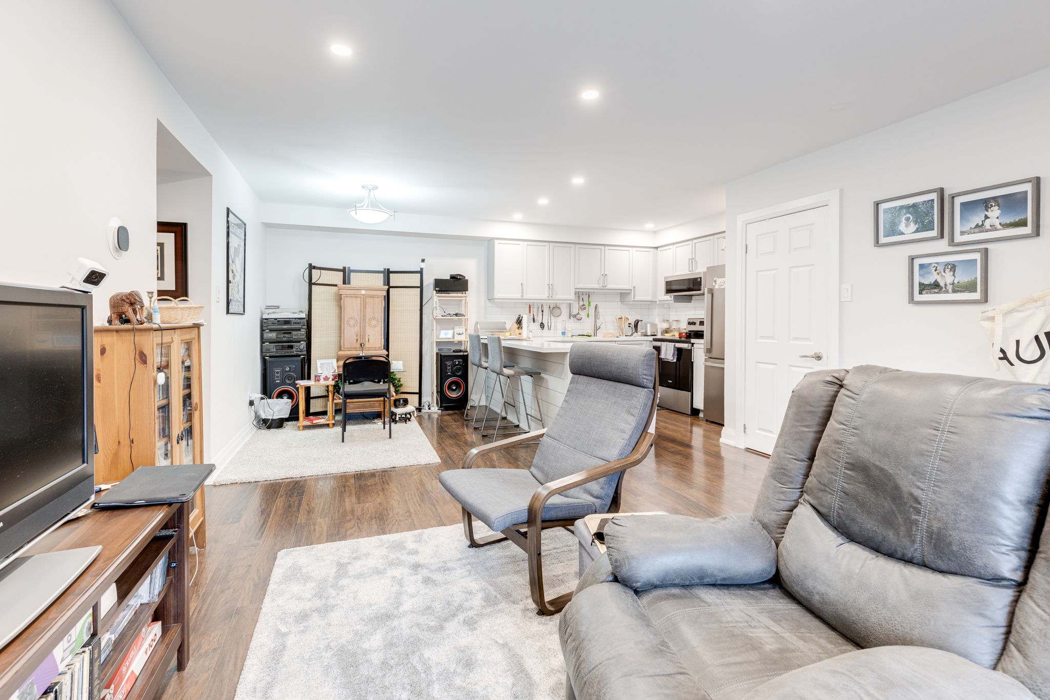 Burlington property showcase — delivered property photograph 5
