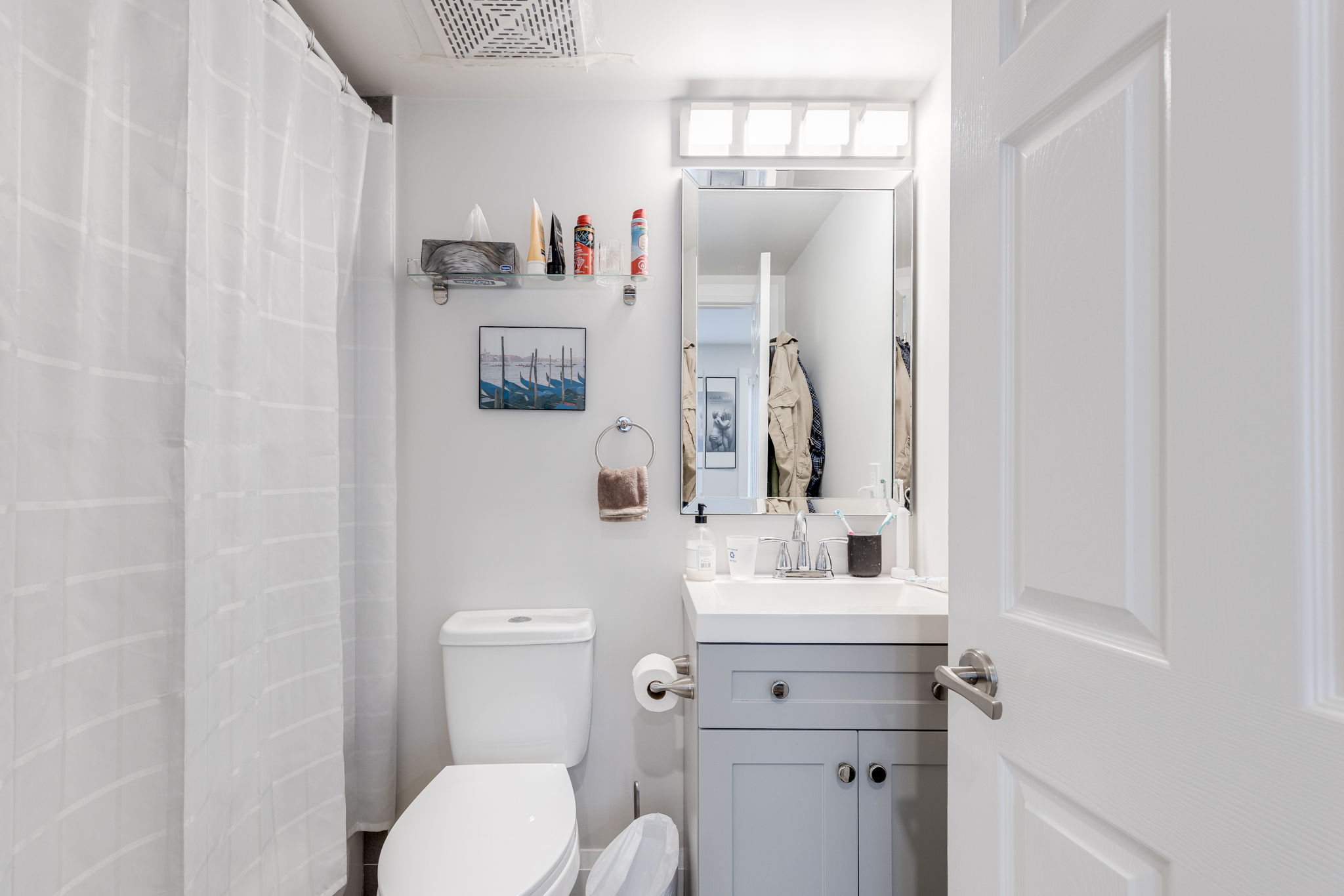 Burlington property showcase — delivered property photograph 16
