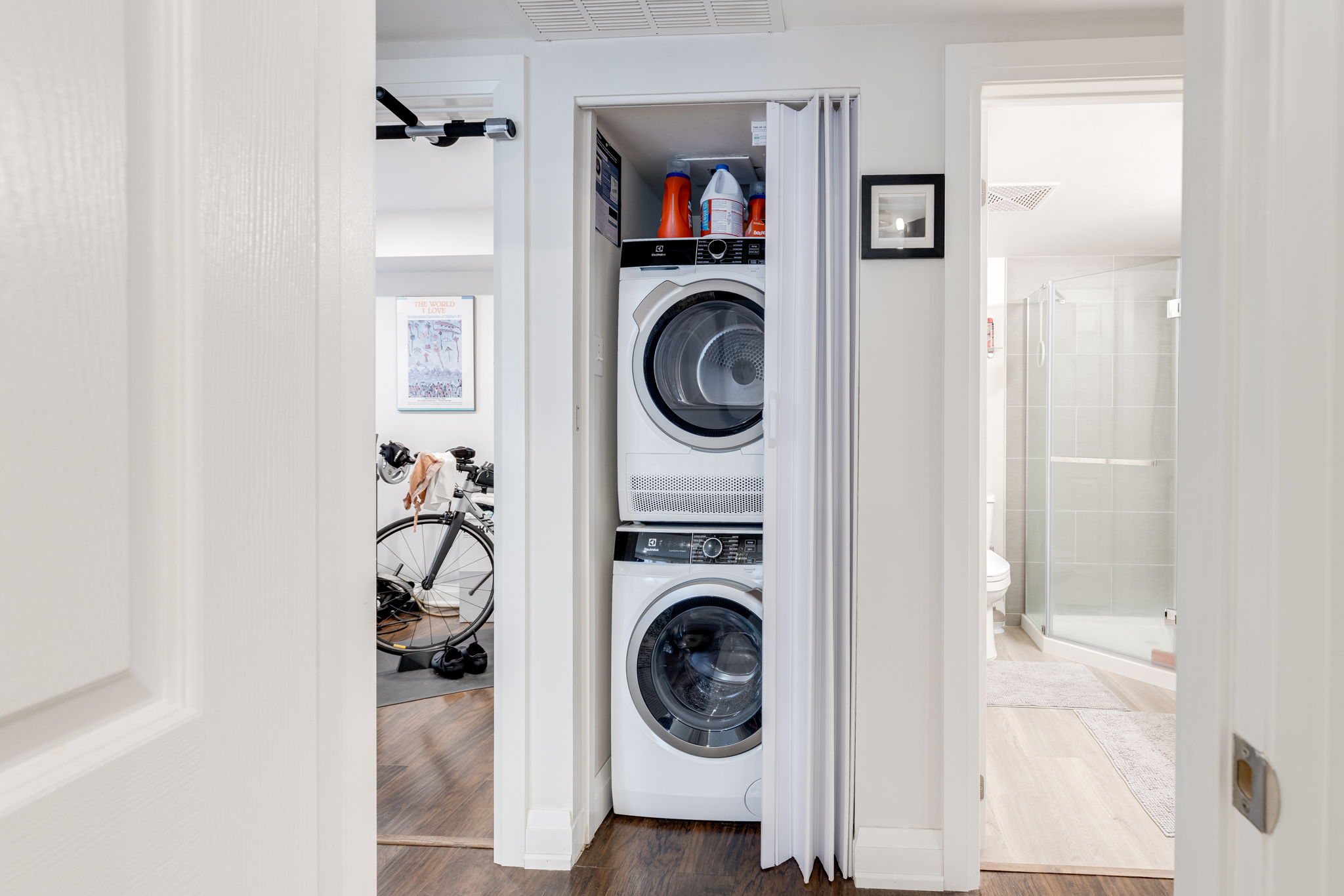 Burlington property showcase — delivered property photograph 20