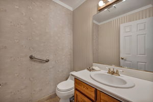  Photo 47