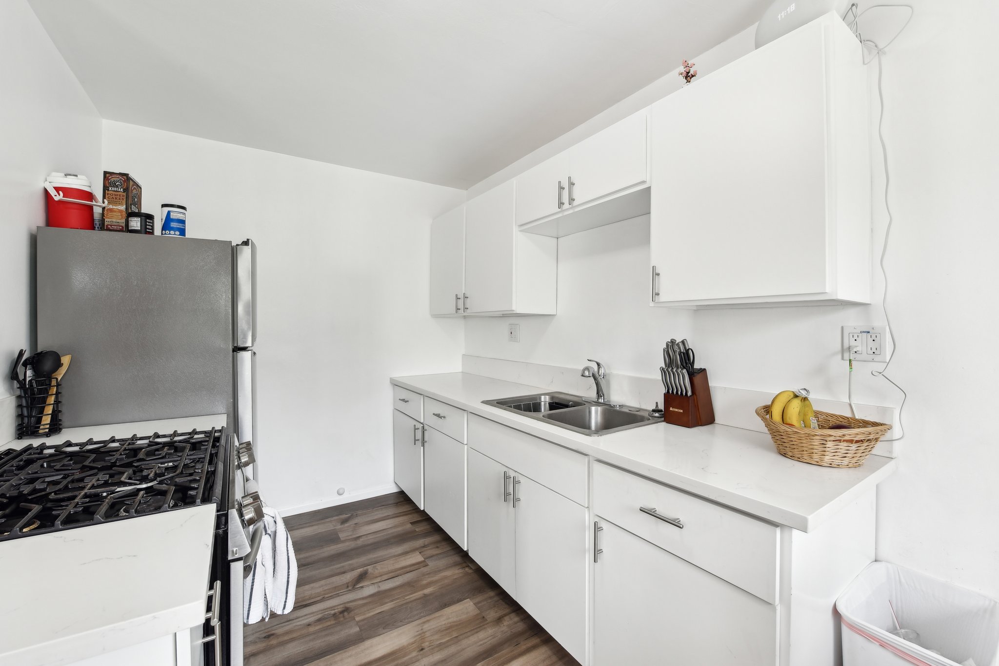 N Oxford Ave-1305-007.jpg