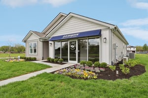 N Winthrop Rd-0605-005.jpg