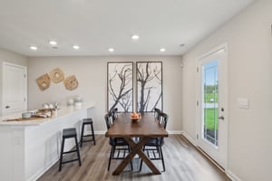 N Winthrop Rd-0605-016.jpg