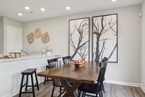 N Winthrop Rd-0605-017.jpg