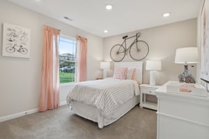 N Winthrop Rd-0605-037.jpg