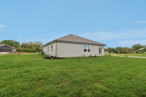 N Winthrop Rd-0605-045.jpg