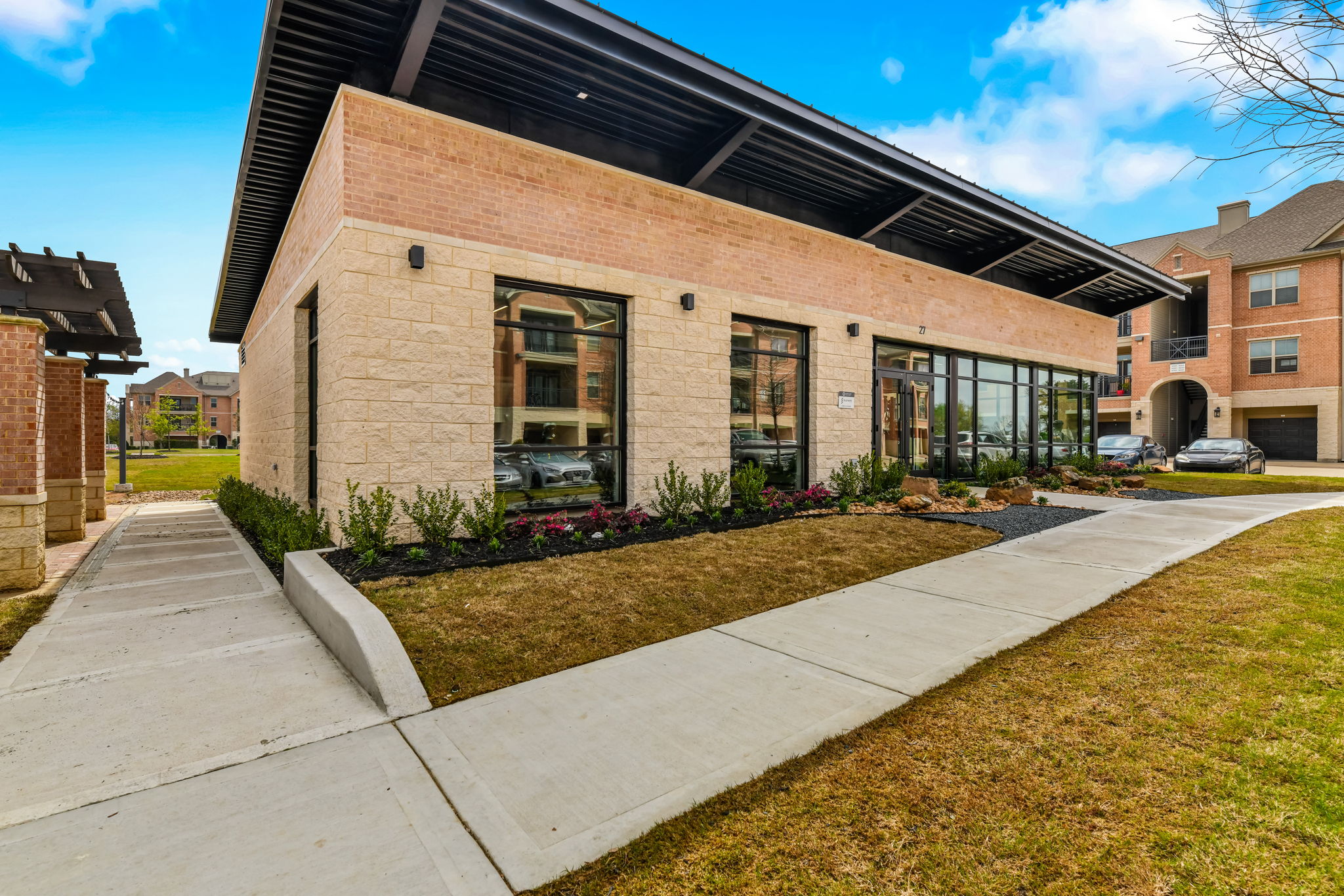 003-Exterior-FULL