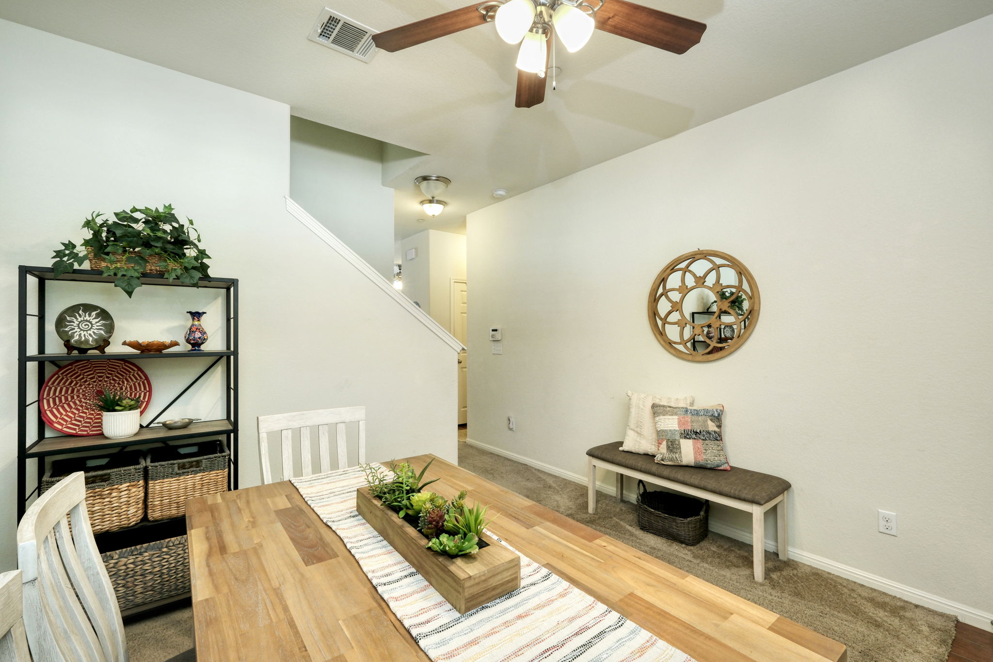 Dining/Flex Space/Foyer