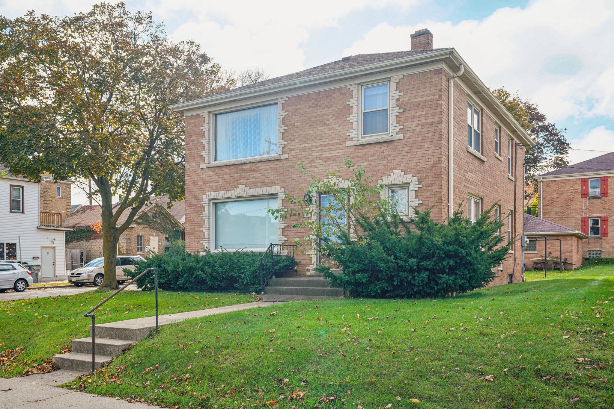 W Oklahoma Ave-S3010-002.jpg