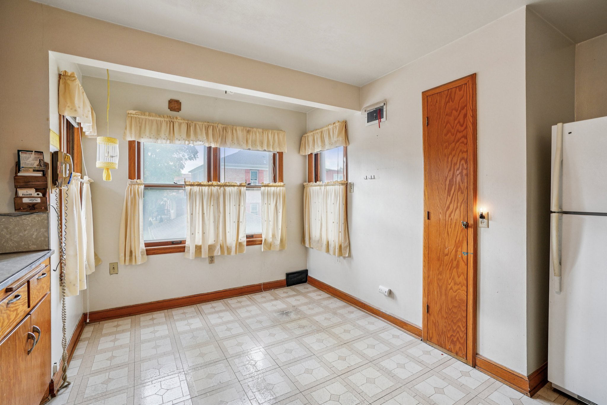 W Oklahoma Ave-S3010-015.jpg