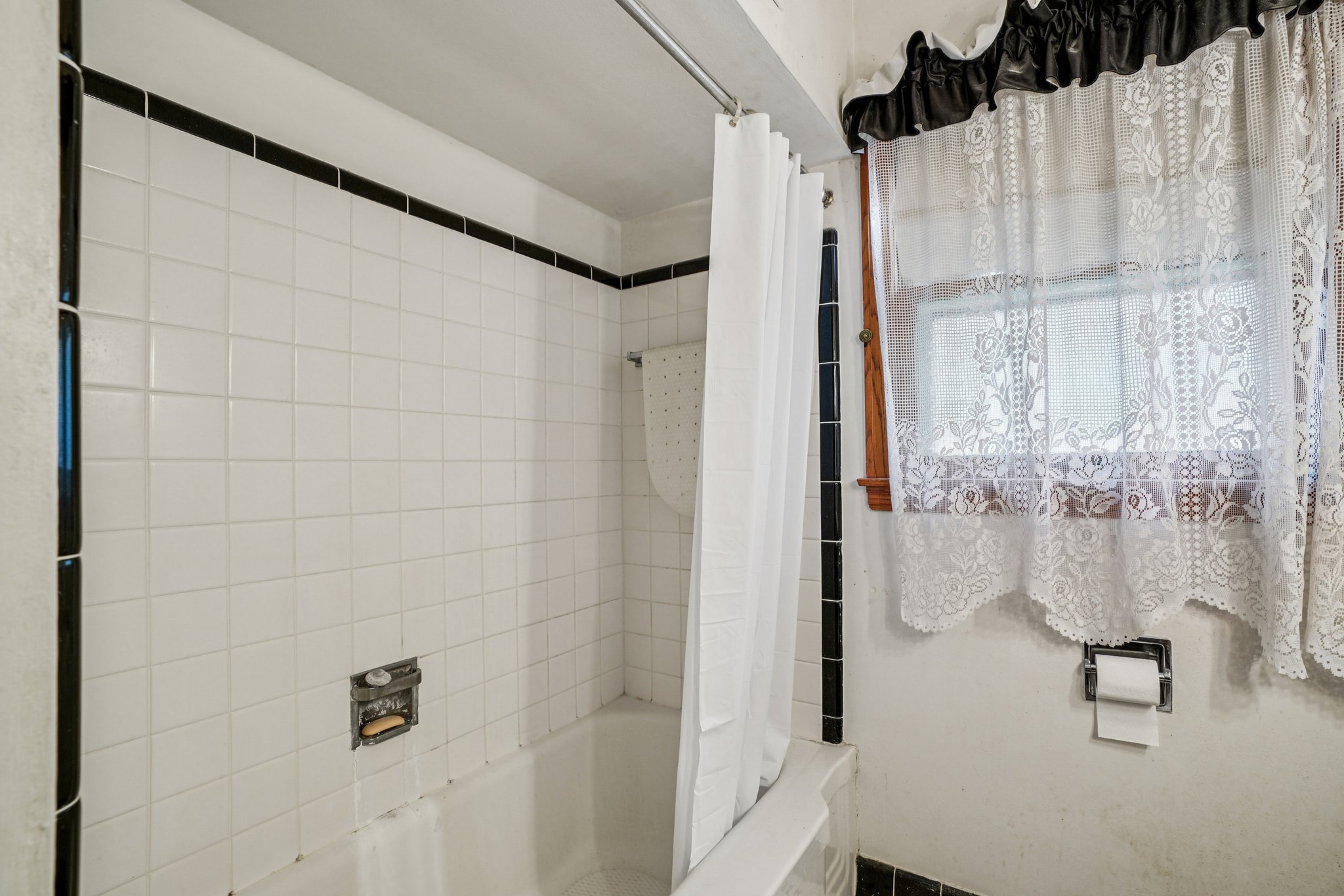 W Oklahoma Ave-S3010-042.jpg