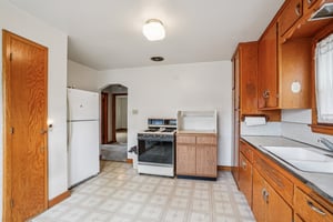 W Oklahoma Ave-S3010-014.jpg