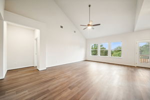 San Antonio - Autry Pond - 16907 Blaise Terr, San Antonio, TX 78247 - 015