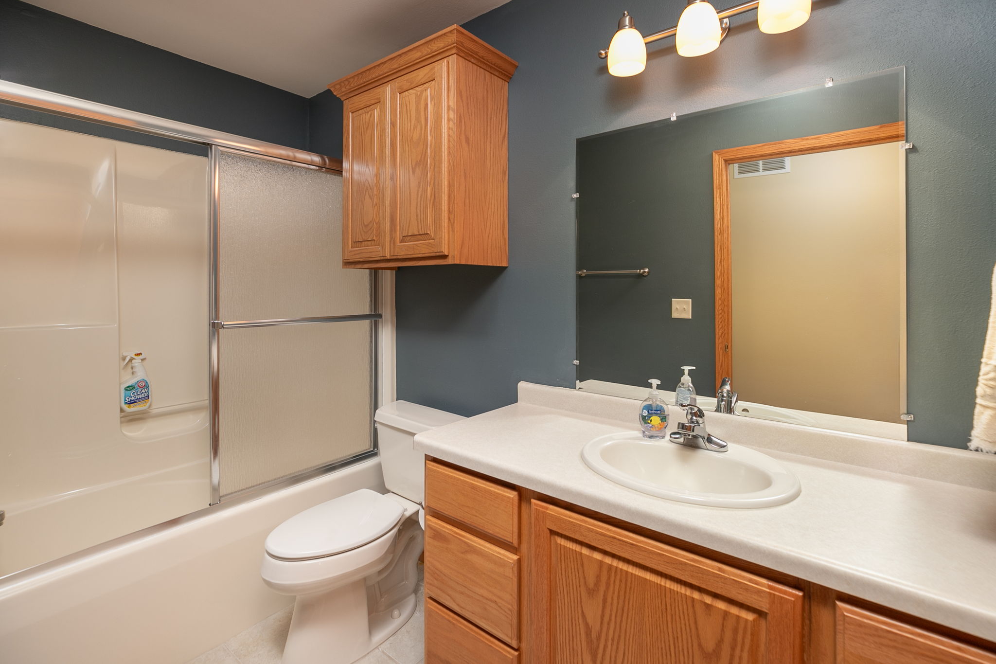 23-Bathroom