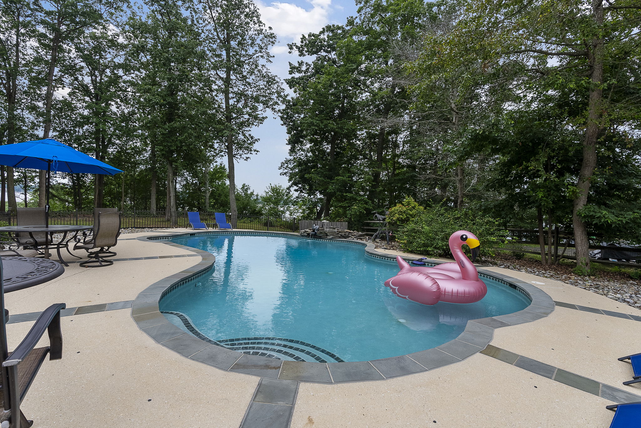 1702 Church Point 66
