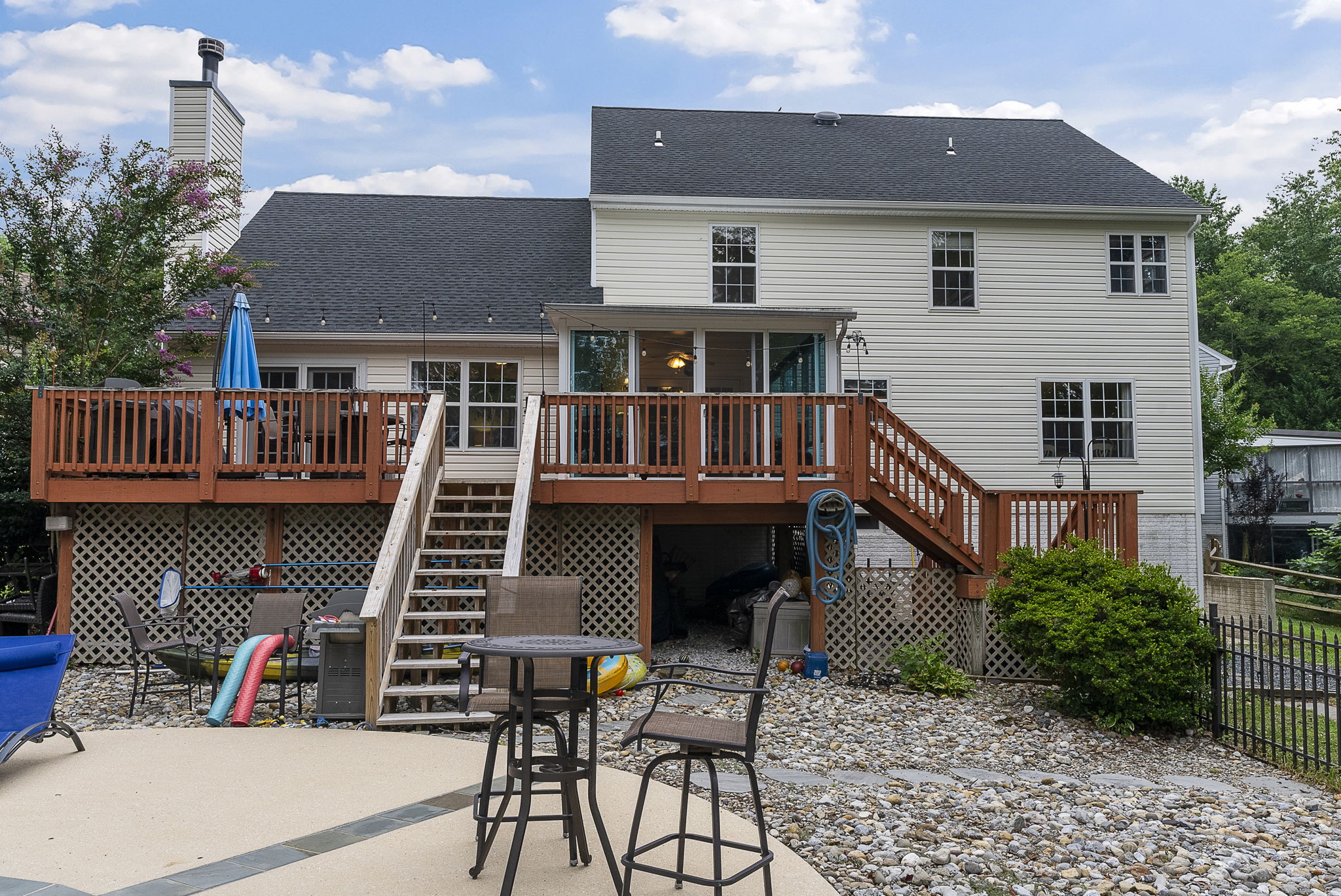 1702 Church Point 72