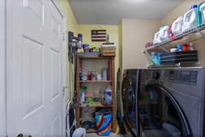 1702 Church Point 25