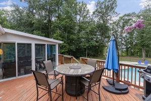 1702 Church Point 63