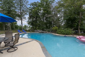 1702 Church Point 68