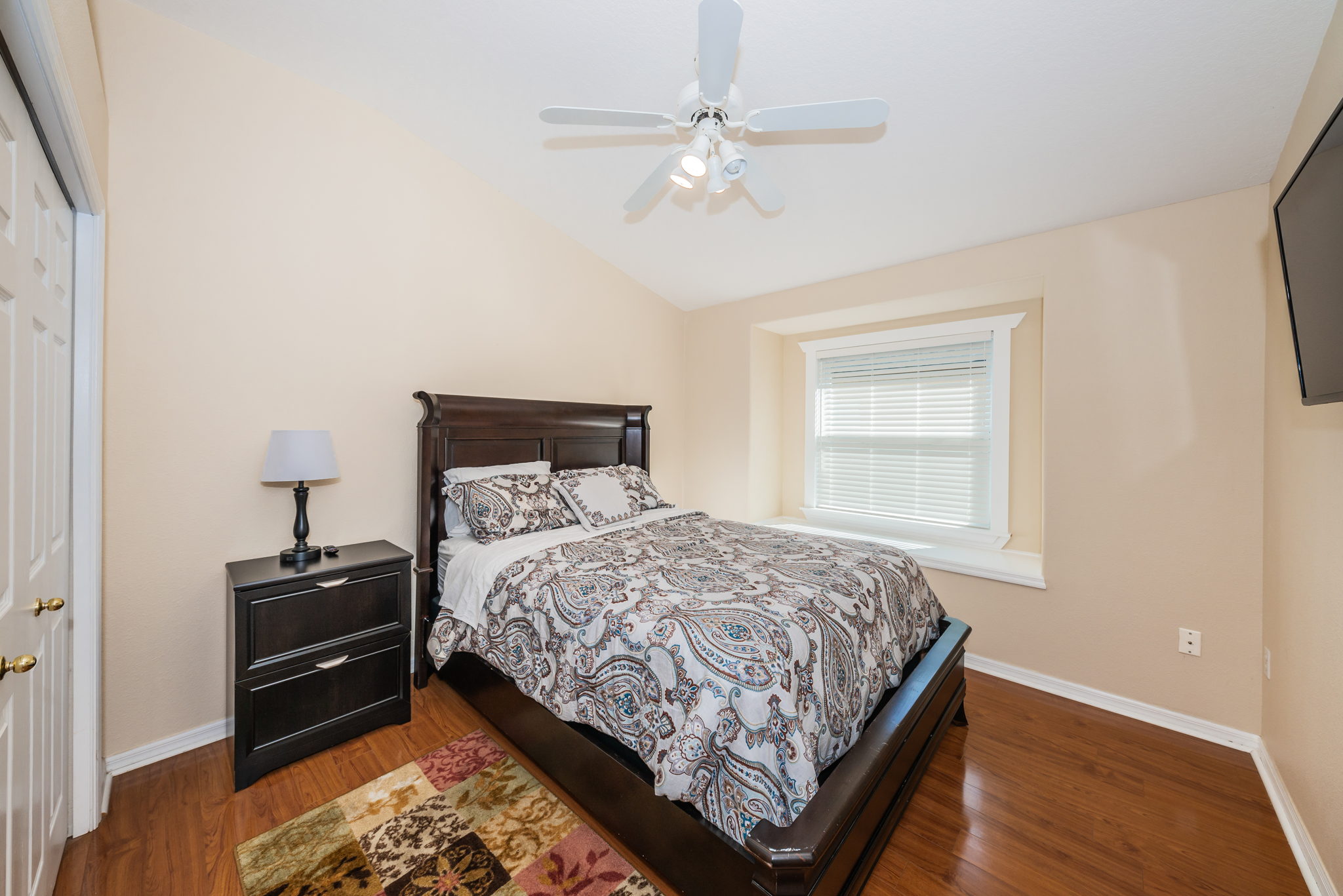 Bedroom3-2