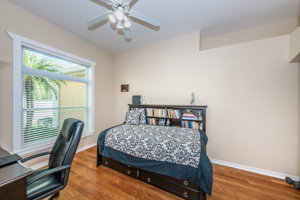 Bedroom4-2