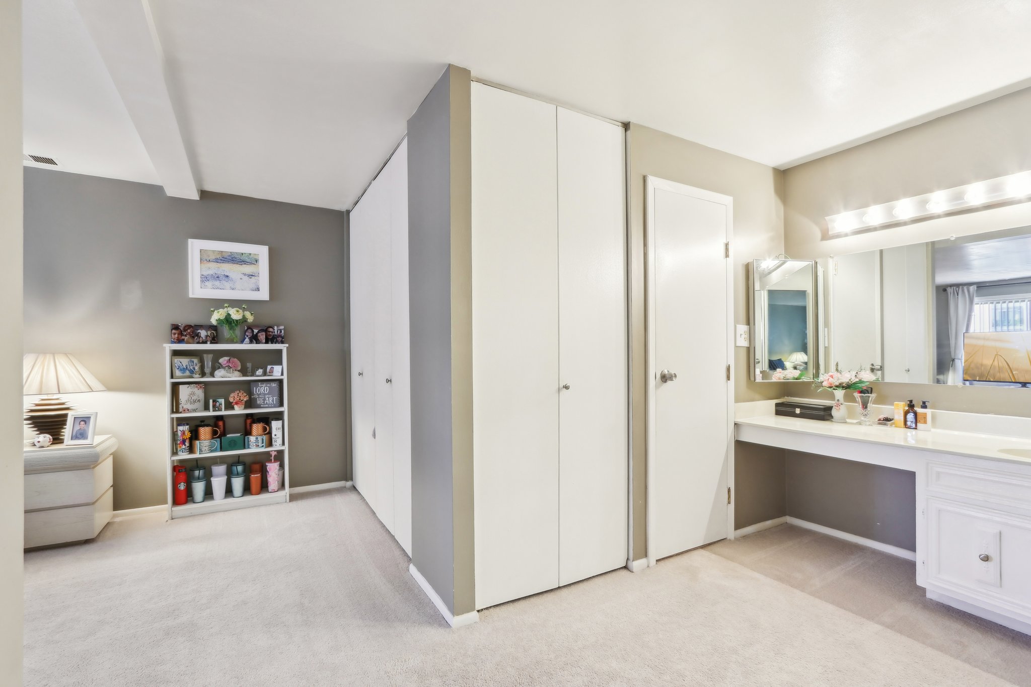 Mill St unit 302-1105-021.jpg