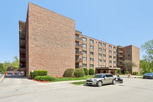 Mill St unit 302-1105-003.jpg