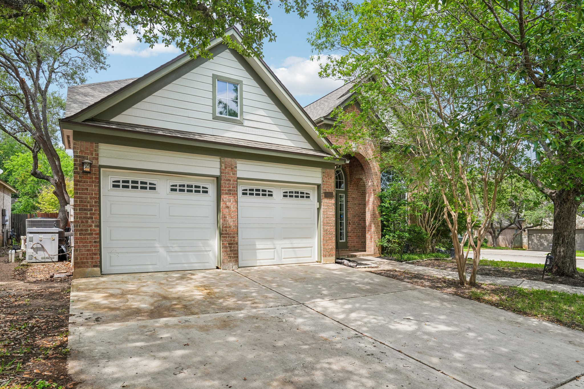 Hadbury Ln-S0605-002.jpg