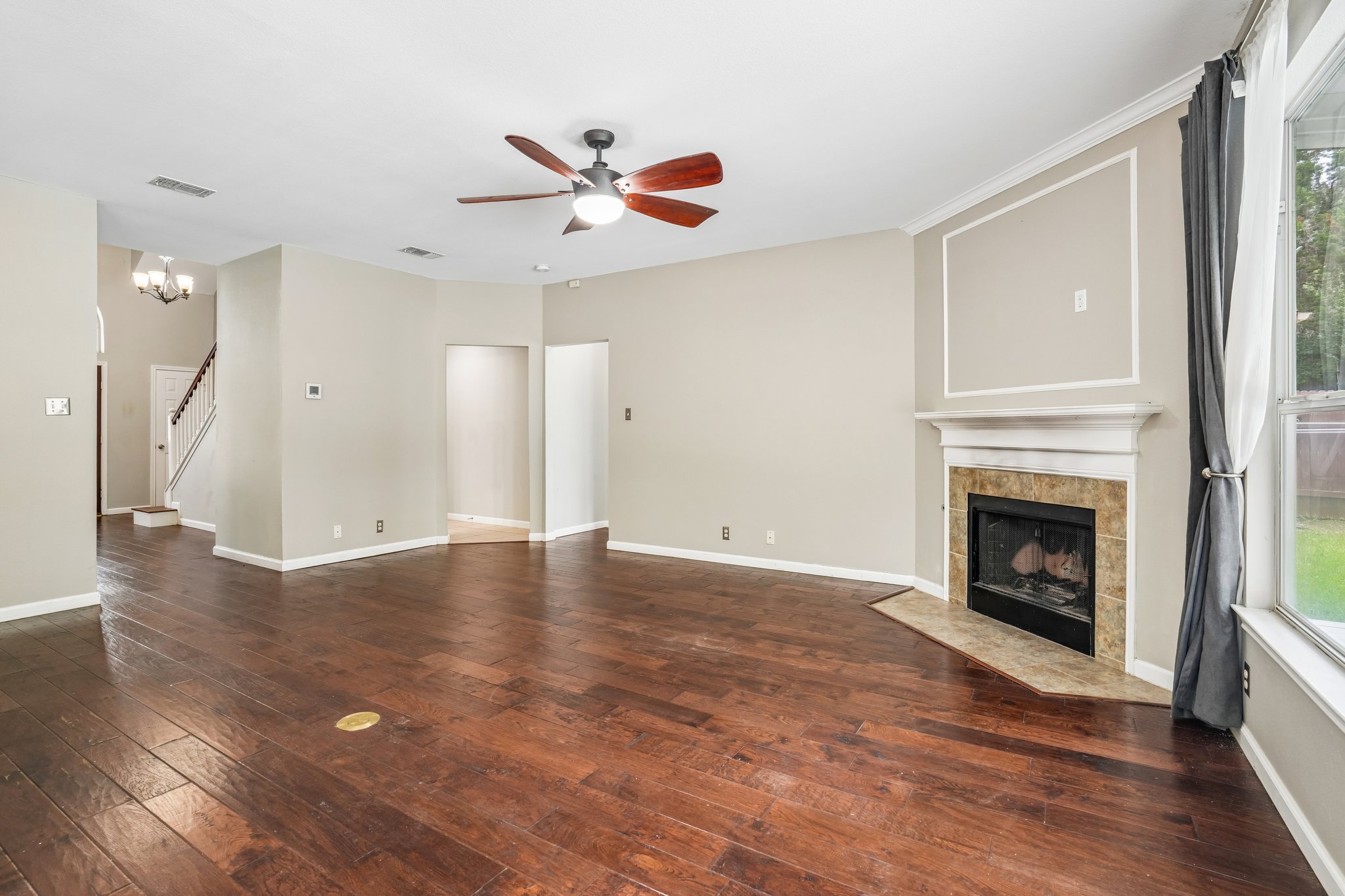 Hadbury Ln-S0605-009.jpg