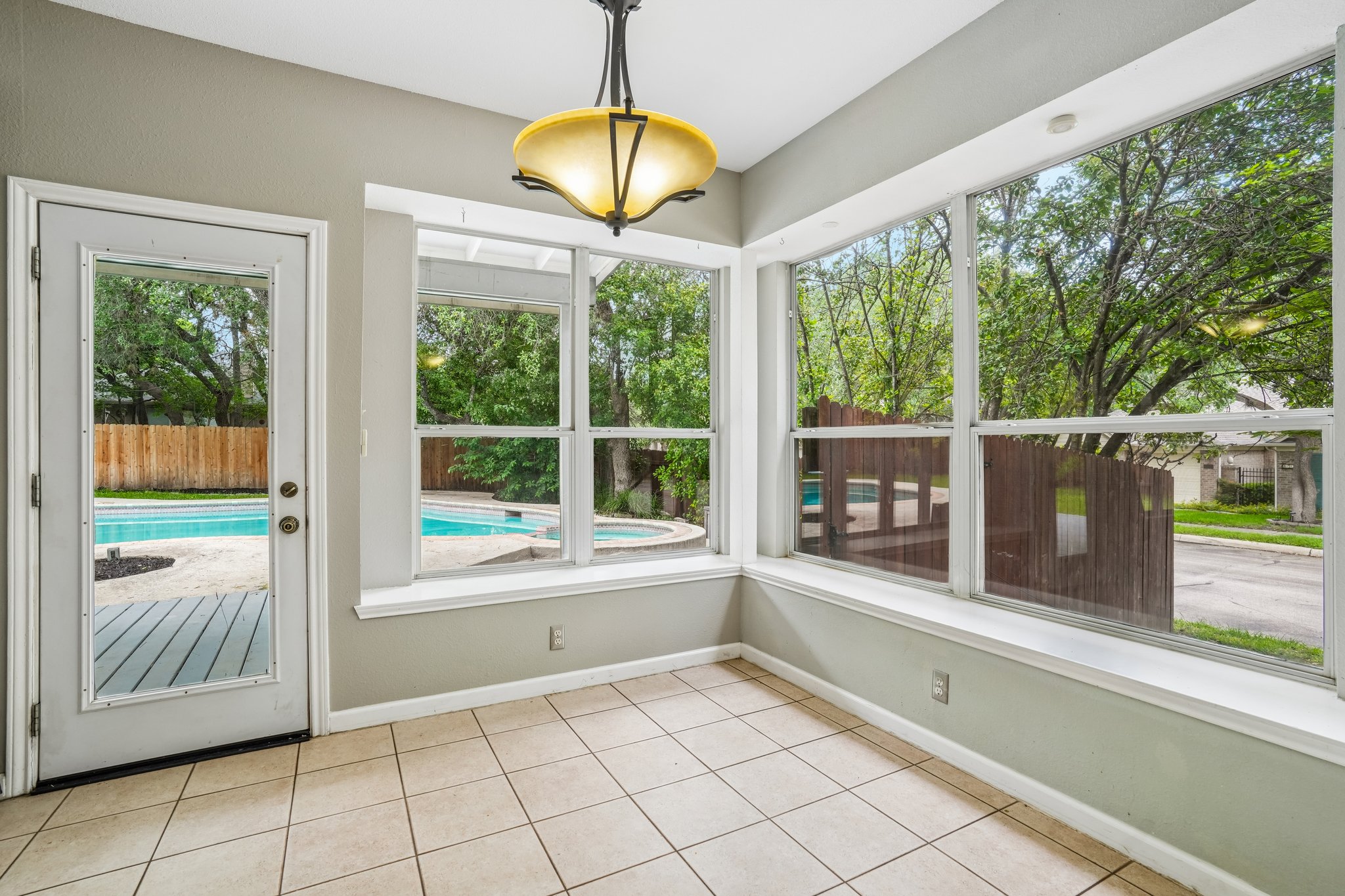 Hadbury Ln-S0605-014.jpg