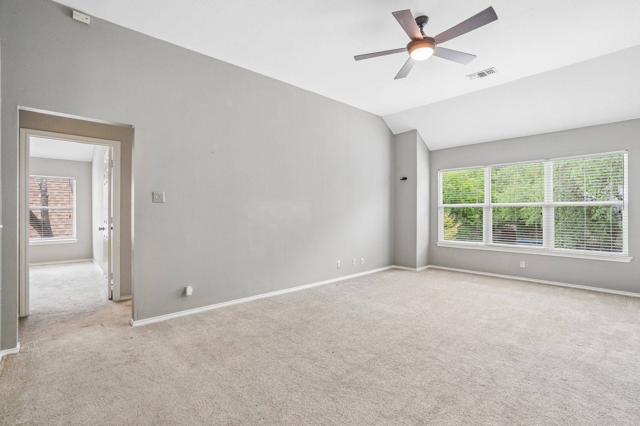Hadbury Ln-S0605-025.jpg