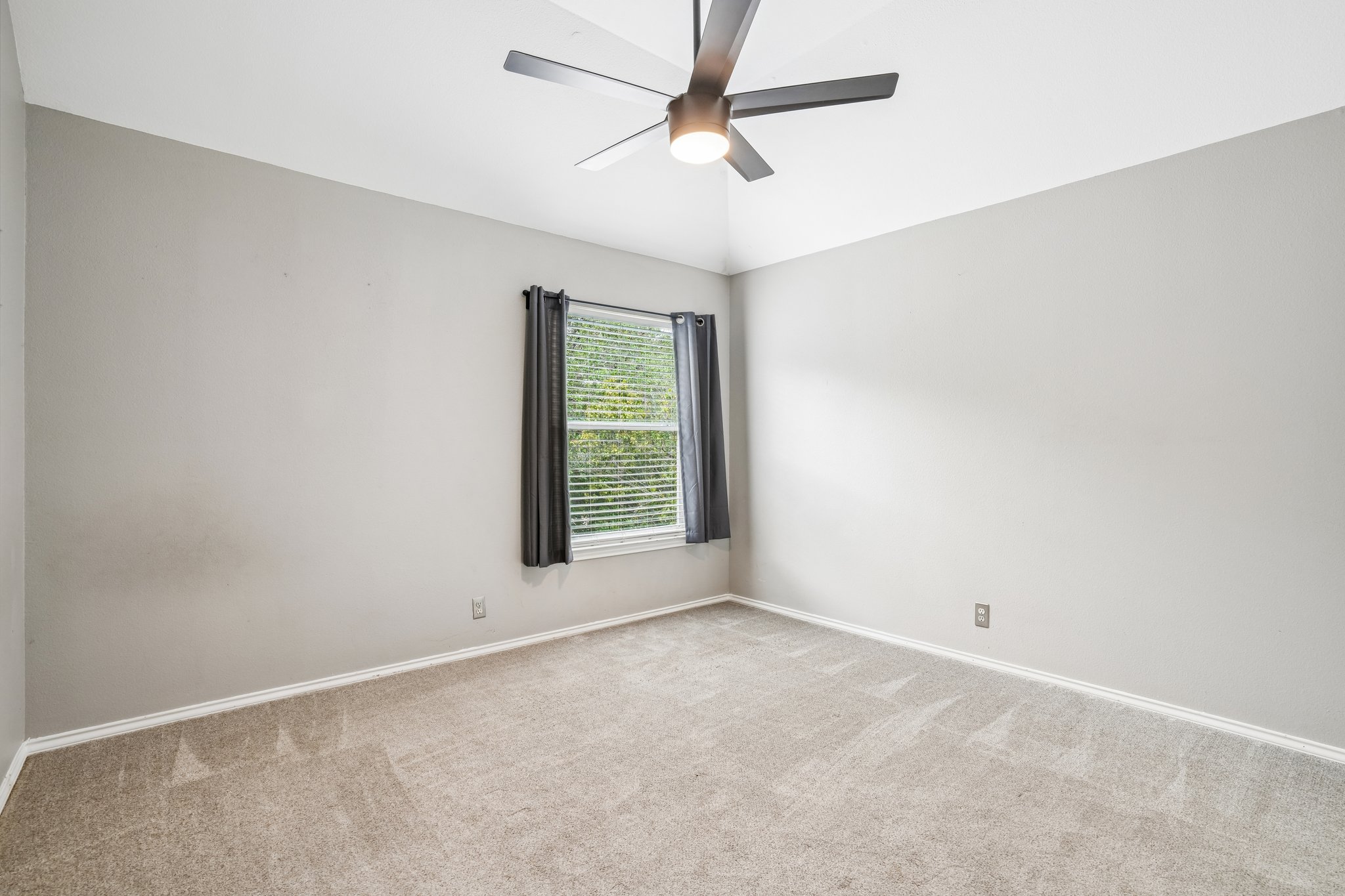 Hadbury Ln-S0605-028.jpg