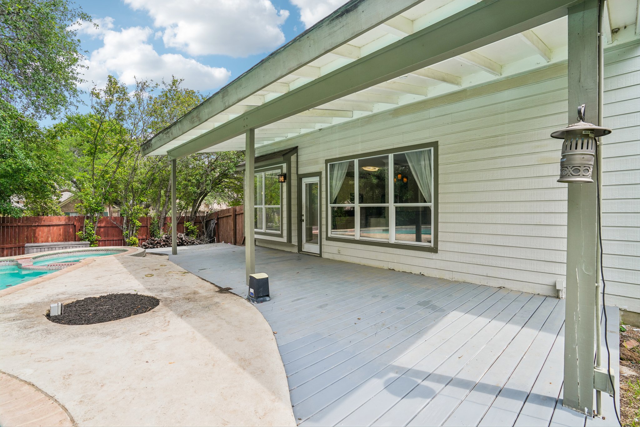 Hadbury Ln-S0605-041.jpg