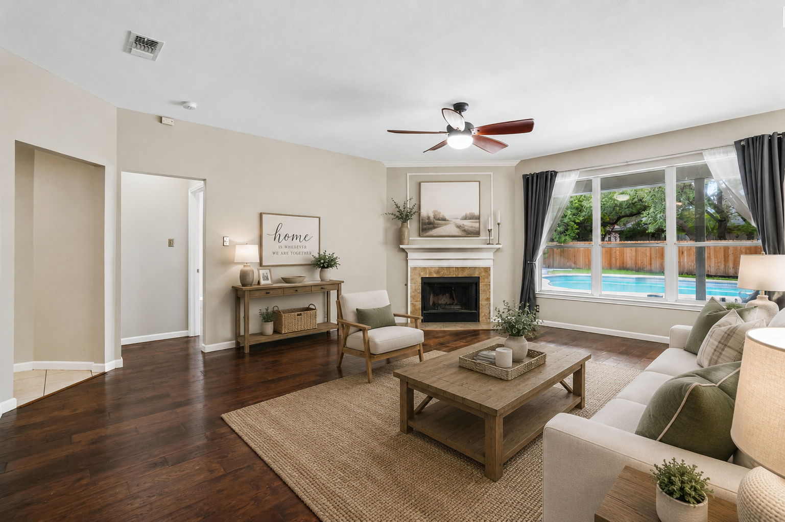Cozy modern farmhouse living room