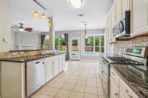Hadbury Ln-S0605-012.jpg