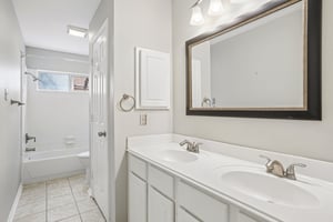 Hadbury Ln-S0605-035.jpg