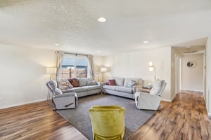 SW 2nd Ave-S3010-008.jpg