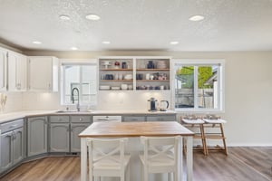 SW 2nd Ave-S3010-020.jpg