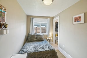 SW 2nd Ave-S3010-027.jpg