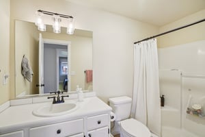 SW 2nd Ave-S3010-029.jpg