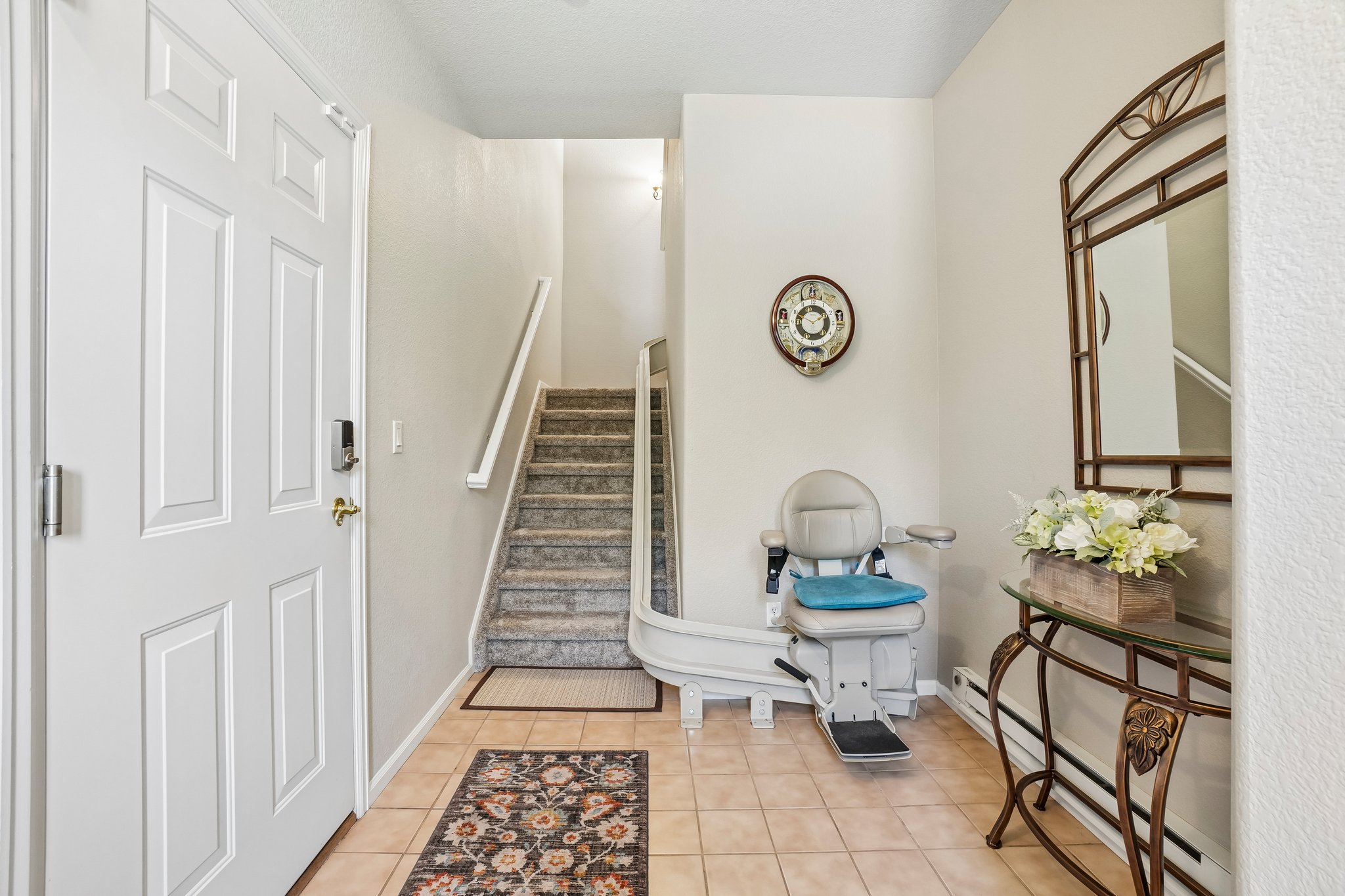 Whitehall Dr 8C-S1606-005.jpg