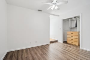 Glenburn Ave-1006-015.jpg