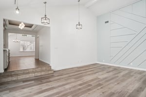 Glenburn Ave-1006-018.jpg