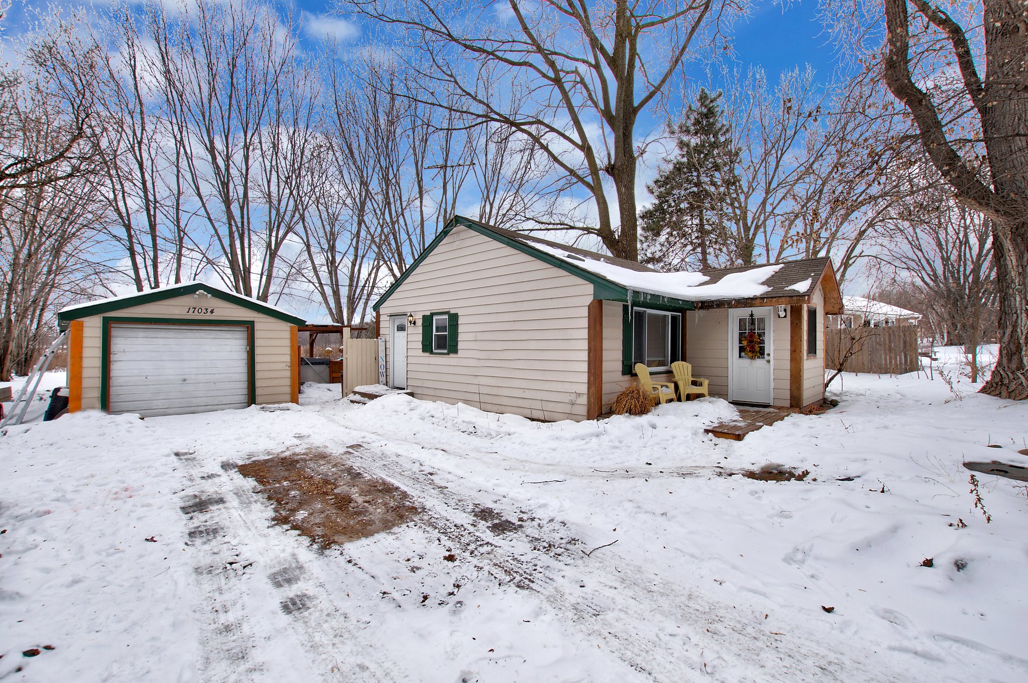 17034 E Lake Netta Dr, Ham Lake, MN 55304, US Photo 1