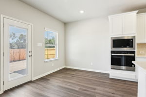 San Antonio - Autry Pond - 17035 Blaise Ter, San Antonio, TX 78247 - 011