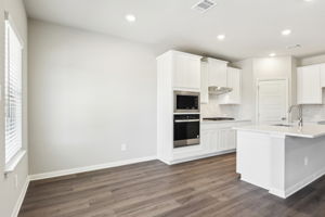 San Antonio - Autry Pond - 17035 Blaise Ter, San Antonio, TX 78247 - 012